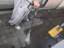 ベランダ床高圧洗浄