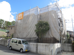 メッシュシートを張って完成