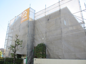 メッシュシート張り完成