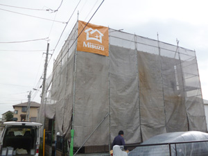 メッシュシートを張って完成