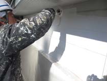 外壁塗装　上塗り２回目