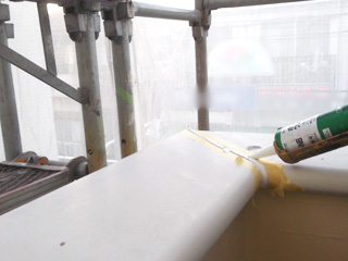 笠木取合い部シール充填