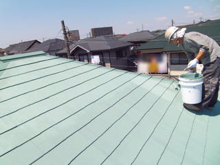 屋根塗装　上塗り2回目