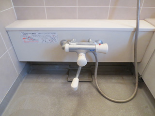 浴室　水栓交換前