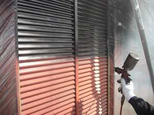 弱溶剤２液型シリコン吹付け