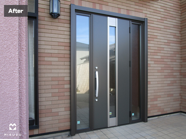 両袖片開きドア　LIXILリシェント３　完成