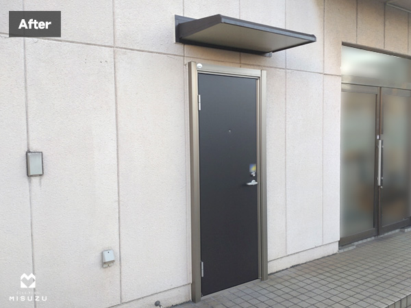 片開き勝手口ドア　三協アルミ ノバリス　完成