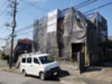 2件横並びで施工中