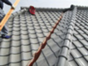 瓦屋根の本谷交換工事