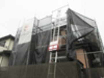 屋根をLIXILのT・ルーフ クラシックに葺き替え工事スタート