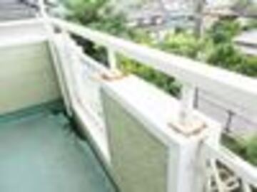 バルコニー笠木をアルミ製に変更しました