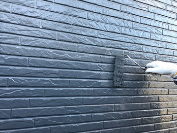 ブラウンからモノトーンに塗替えました