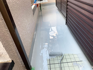 バルコニーの床にウレタン通気緩衝工法