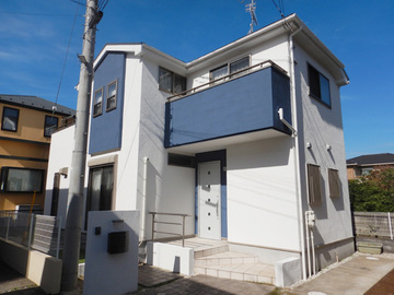 外壁塗装と庭工事を一緒に行いました