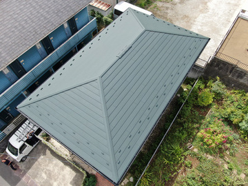 屋根工事と一緒にベランダのアルミ笠木とサイディングを交換